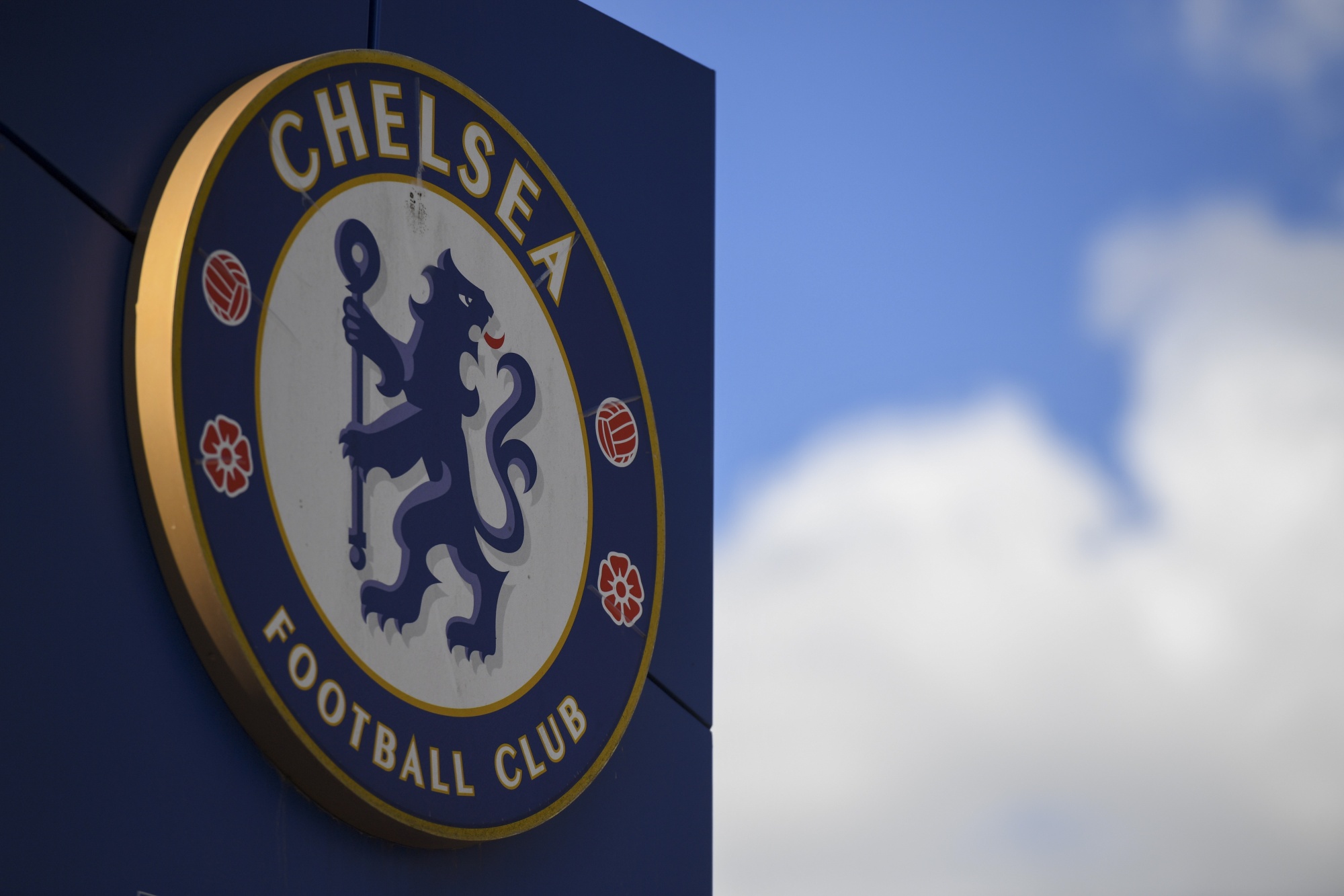 Chelsea star challenges club bosses! See why