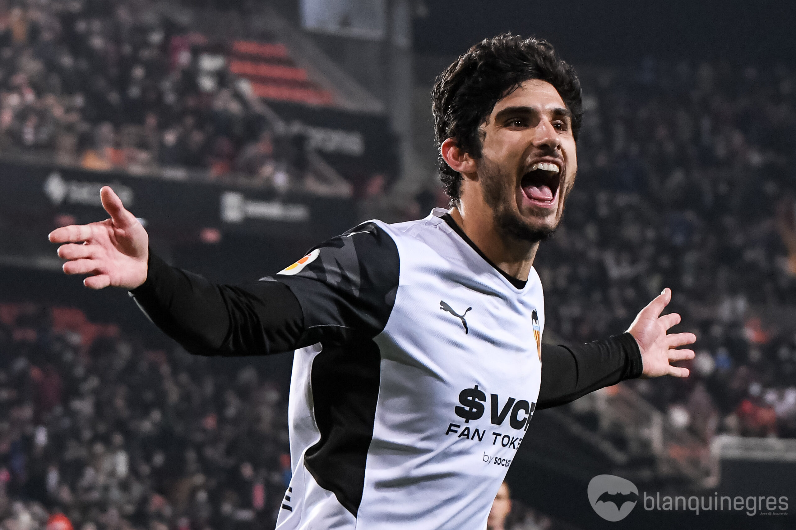 Guedes Confrims regresa al equipo Valencia La Liga por completo