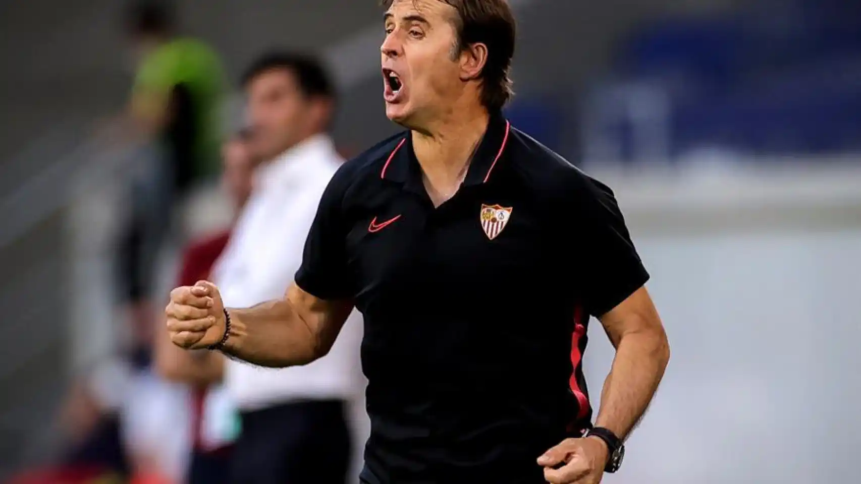 Lopetegui, the former Sevilla coach, rejects offers outside of England as a real option for the new Sevilla FC