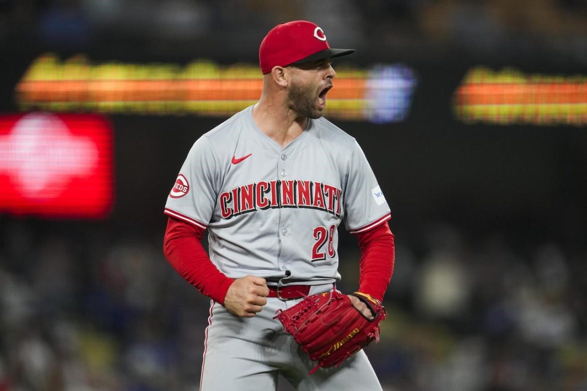 Cincinnati Reds Veteran Unexpectedly Scratched From Lineup Ahead of Crucial Showdown With Dodgers