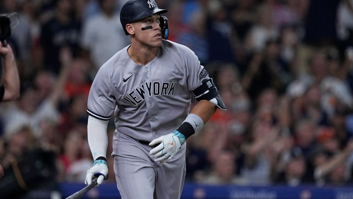 Aaron Judge and Marcus Stroman Shine as Yankees Secure 4-1 Victory Over Padres