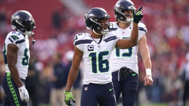 “Pittsburgh Steelers Make Major Move: Acquire All-Pro Wide Receiver from Seattle Seahawks! NFL Fans React to Blockbuster Trade