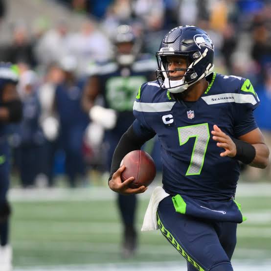 Breaking News: Seattle Seahawks QB Geno Smith Shocks NFL World with Retirement Announcement Today