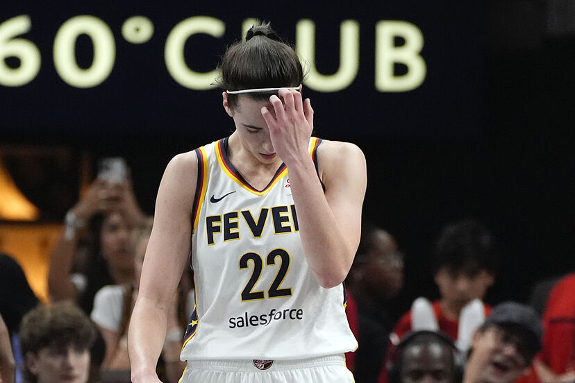 Breaking news Caitlin Clark breaks franchise rookie assist record as Indiana Fever edge out