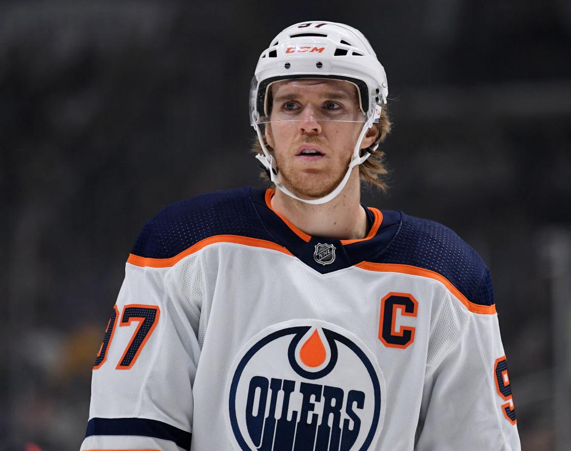 Am Leaving! :  Edmonton Oilers star Connor McDavid accepted a deal of $89.9 million dollars to depart from the team today after….