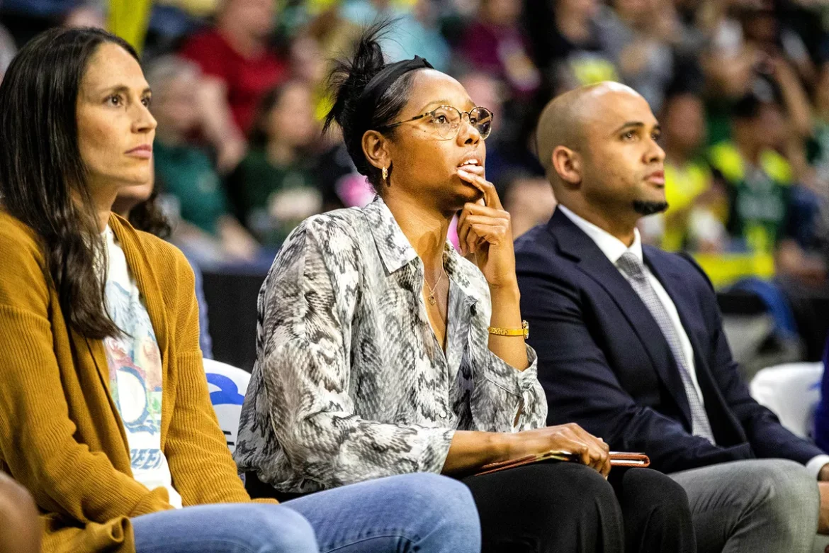 Here Is Why Seattle Storm Fans Thinks Head coach  Noelle Quinn Could Be ‘SACKED’