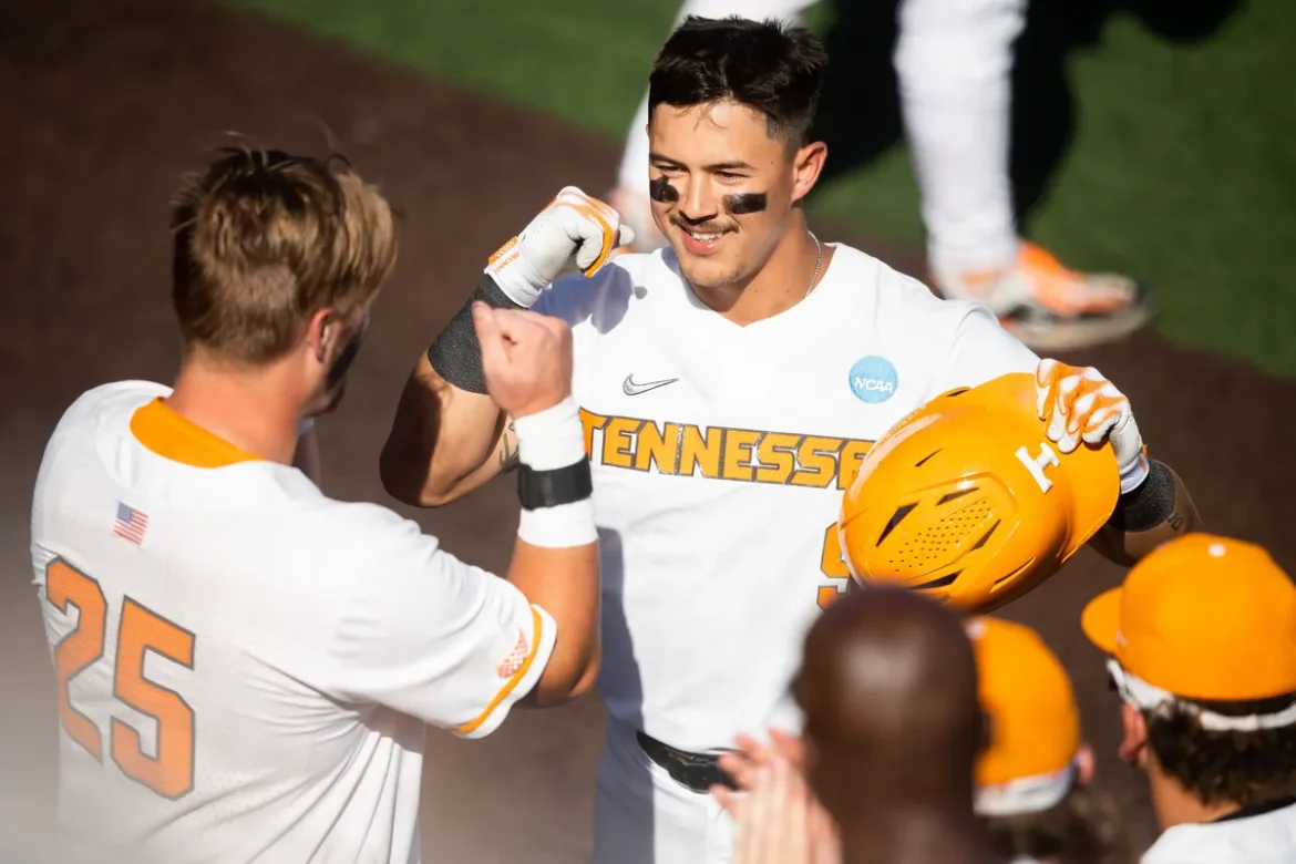 Hunter Ensley’s RBI Single Puts Vols Up 3-0: Tennessee Volunteers Surge Ahead in….