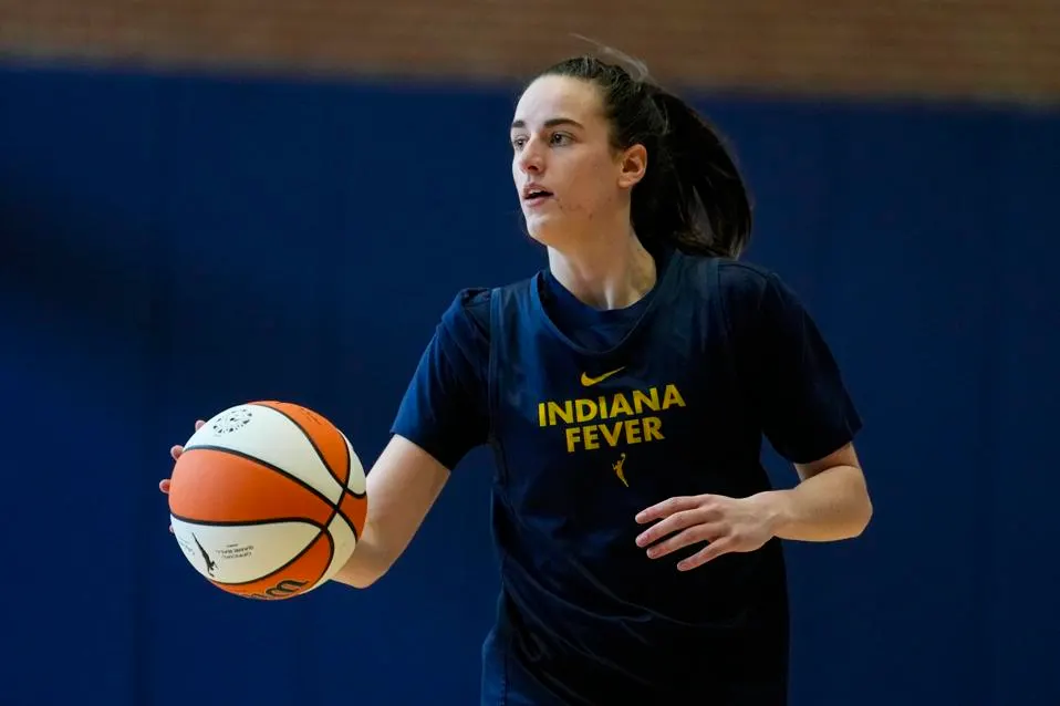 BREAKING NEWS: Indiana Fever  key Guard Caitlin Clark consider of….