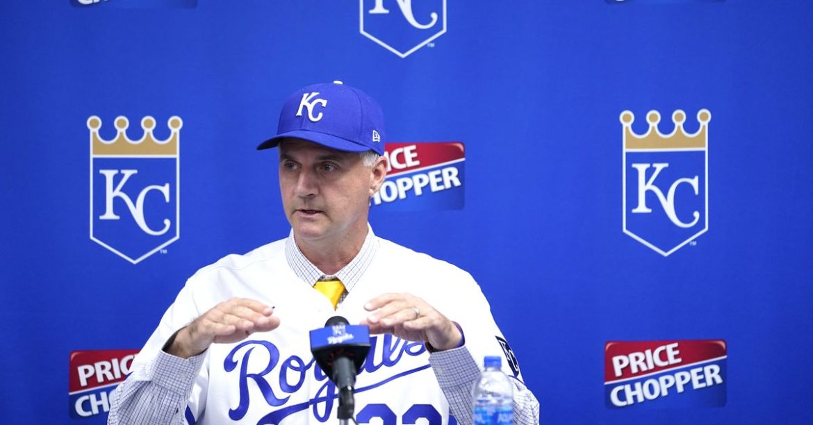 “Tearful Farewell: Beloved Kansas City Royals Coach Announces that…