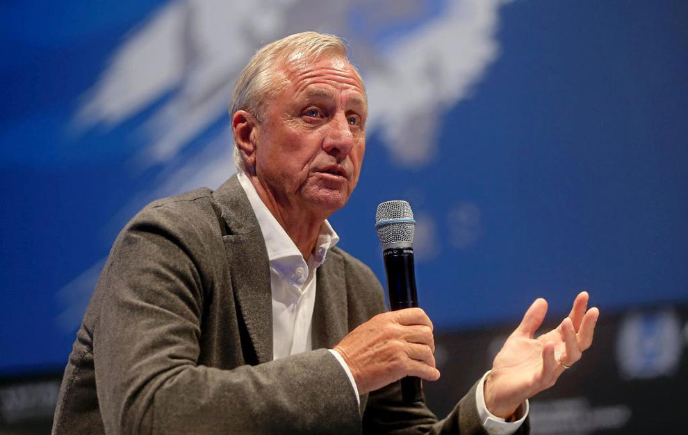 Johan Cruyff’s Insights on Defending: A Philosophical Approach to the Beautiful Game