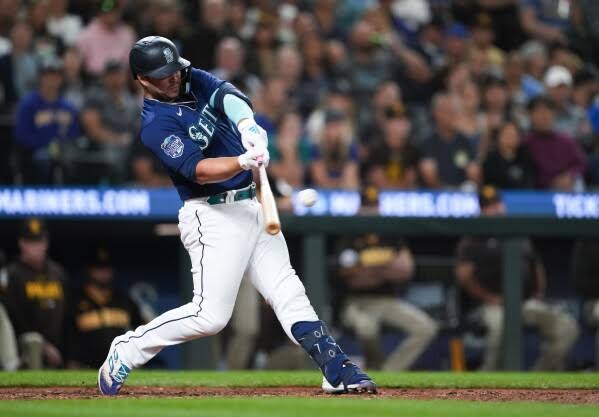 Good News: Seattle Mariners Win 2-0 in a Sweet Game