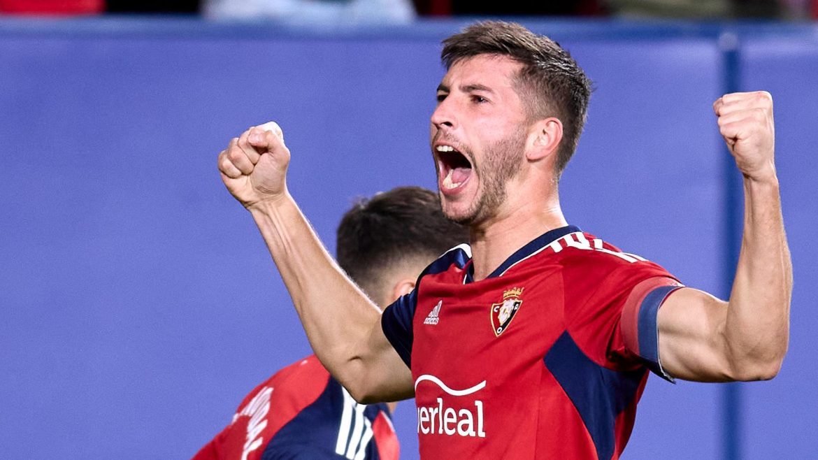 Osasuna Notifica a Betis y Sevilla sobre el Alto Precio de David García