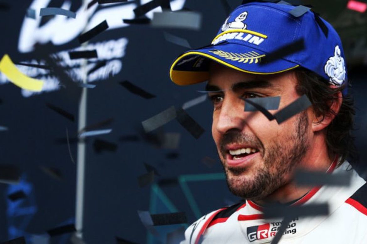 Últimas Noticias: Fernando Alonso Ha Recibido El Premio Más Grande Jamás Otorgado En NASCAR, Una Carrera Legendaria