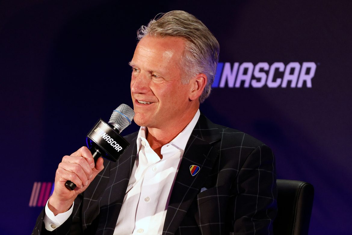 ¡Impactante! NASCAR Anuncia Venta de la Liga: Steve Phelps Revela Noticia Sorprendente