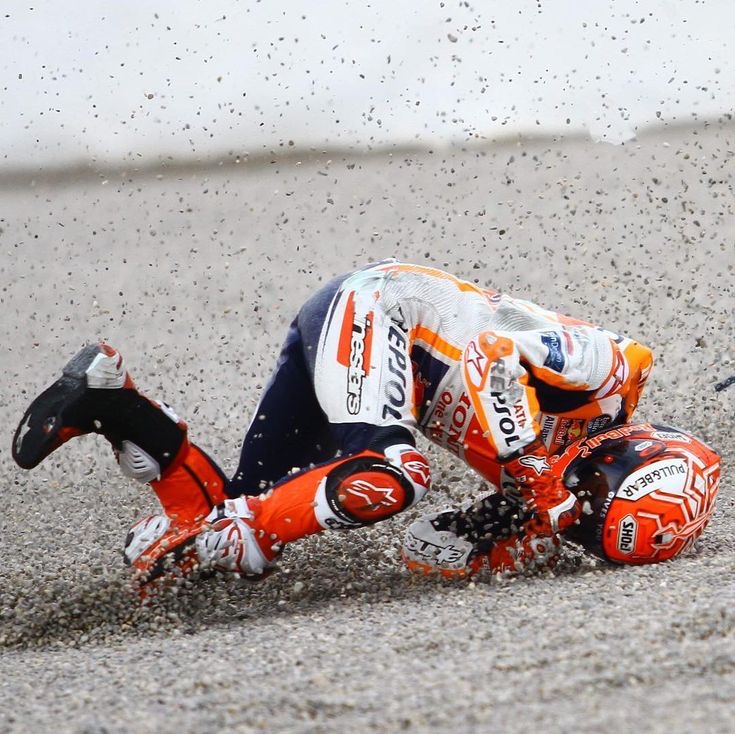 Últimas noticias: Marc Márquez sufre un accidente durante una prueba, pero el equipo confirma que está bien_