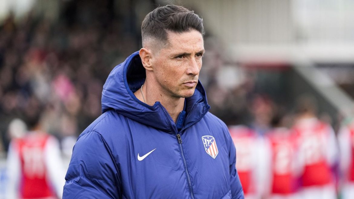 Fernando Torres critica a Diego Simeone por sus comentarios sobre el Barcelona tras el derbi madrileño