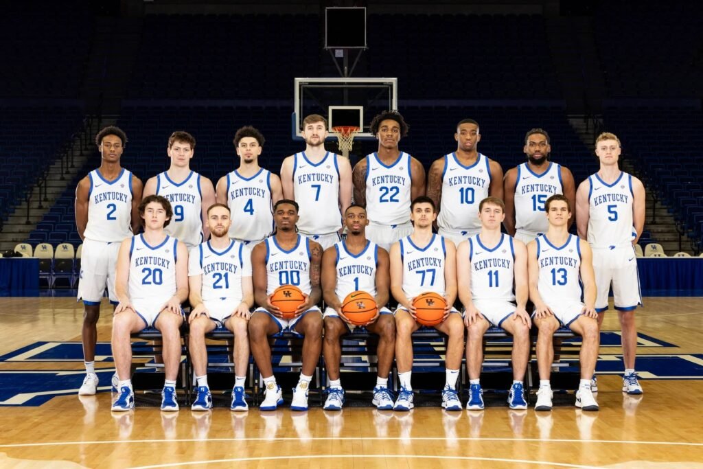c5337a72-2024-25mbbteamphoto_01cw-2