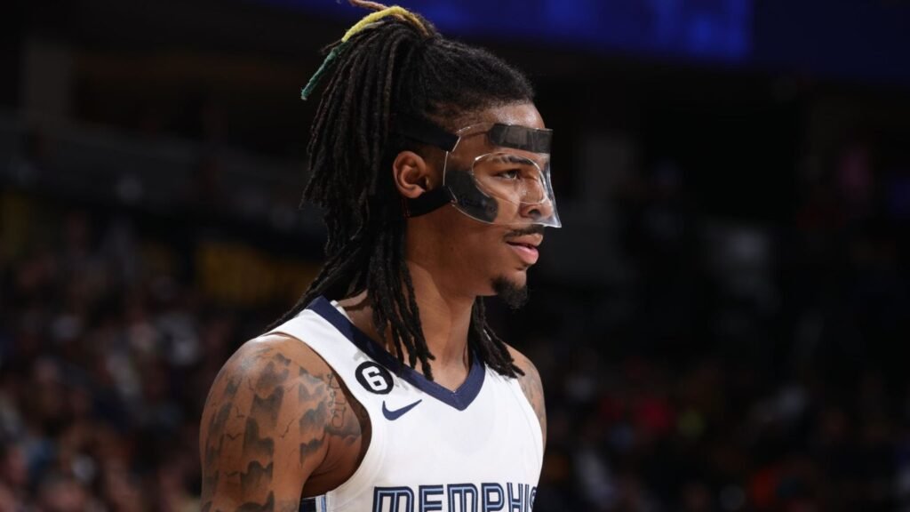 230308043221-01-ja-morant-grizzlies-030323-file-restricted