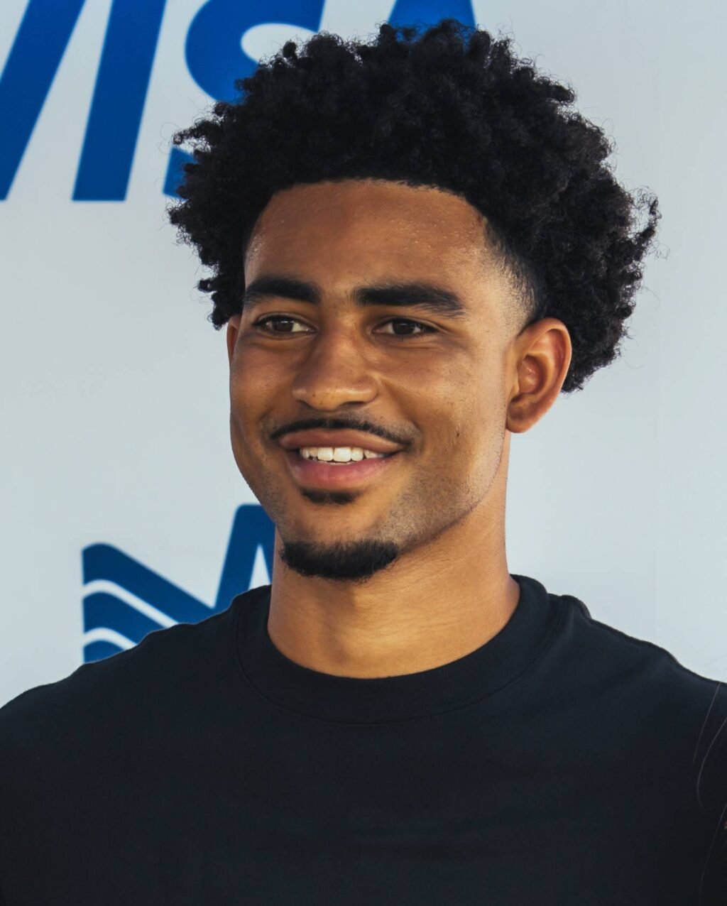 Bryce_Young_at_W.P.T._Hill_Field_-_2024_-_02_(cropped)