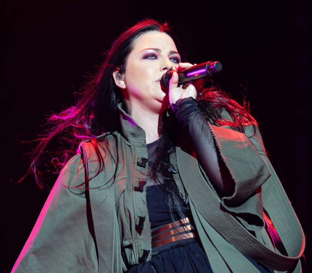 Evanescence_-_Rock_am_Ring_2023-45665_(cropped_4)