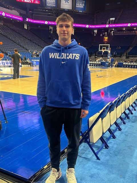 images - 2025-12-22T202728.301