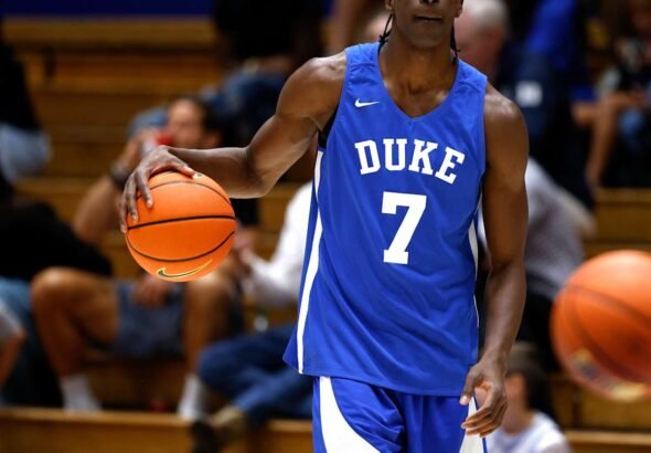 01k1ydk5rgaeet2ajkv1