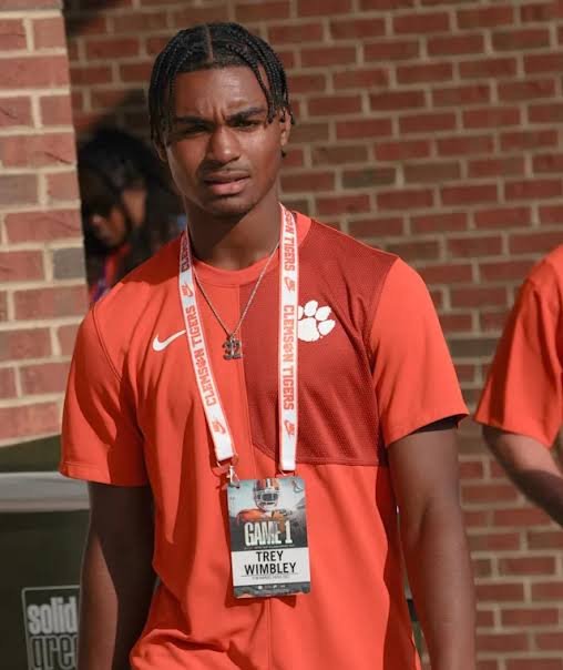 images - 2026-04-06T221504.087